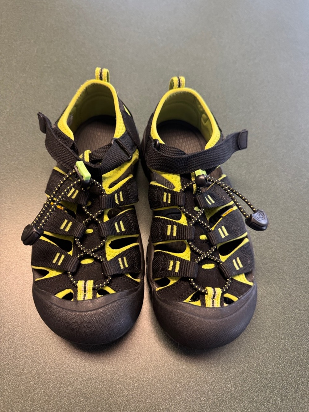 Keen Boys Newport H2 Sandal Water Shoes Hiking Outdoor Green Waterproof Size 3